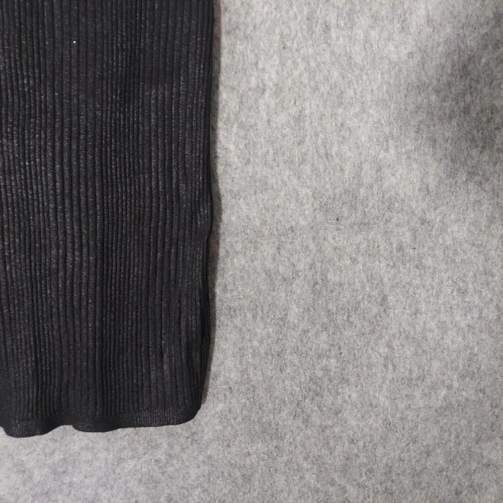 Volcom pencil skirt
